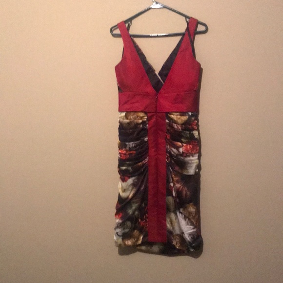 Dress - Picture 2 of 3